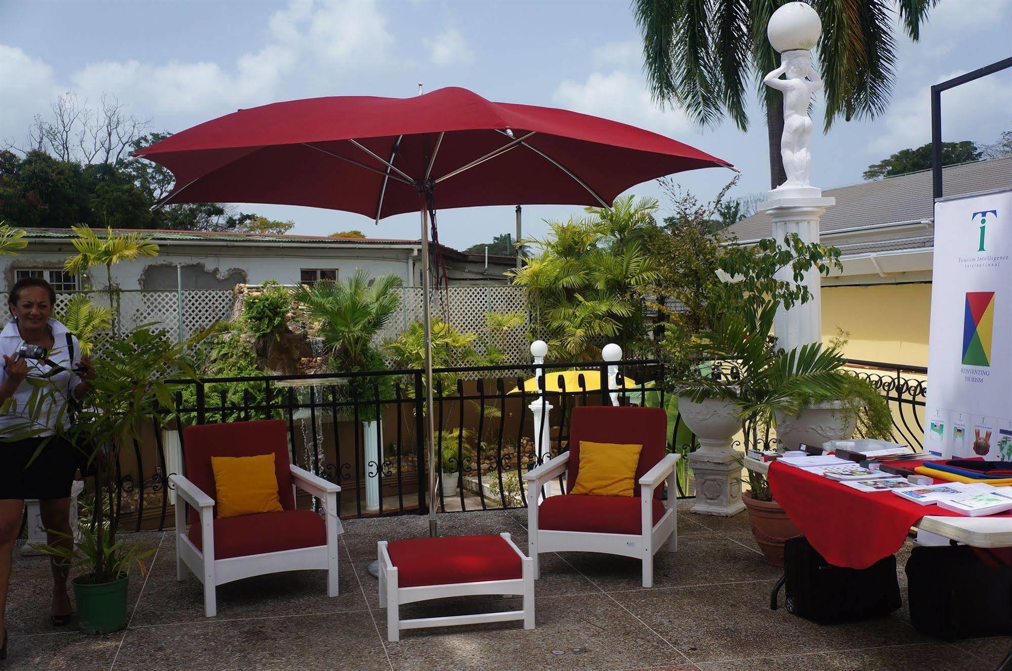 The Chancellor Hotel Port of Spain Extérieur photo